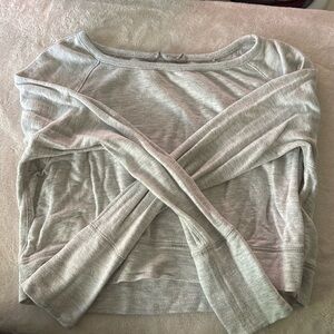 Athleta crop long sleeve, size small